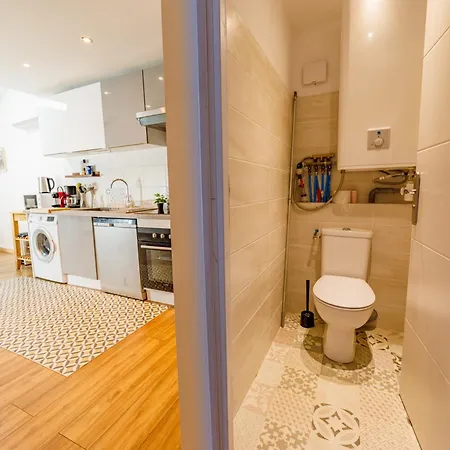 T3 De Tourisme Voltaire Appartamento Hyères