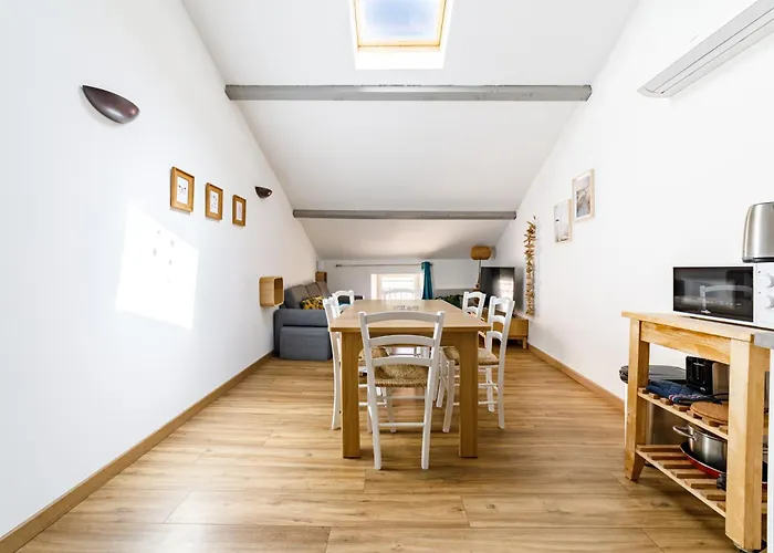 T3 De Tourisme Voltaire * Hyeres