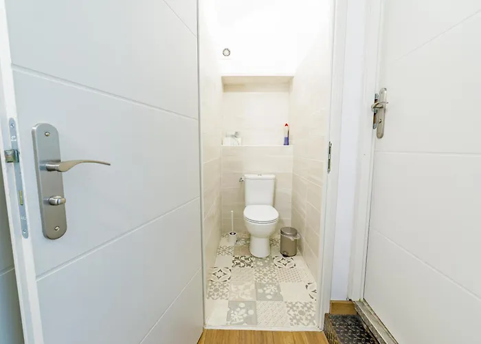 T3 De Tourisme Voltaire Hyères